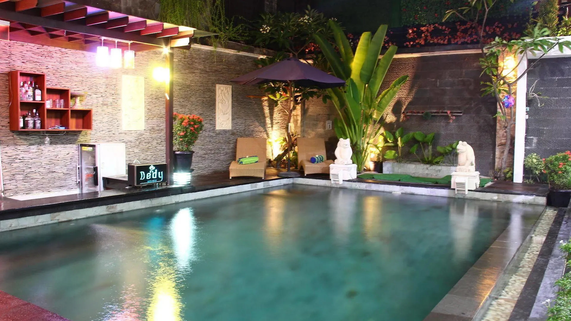 Hotel Dedy Beach Inn Kuta